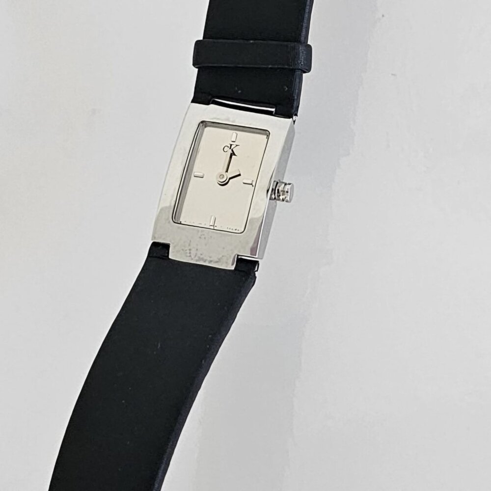 CALVIN KLEIN Vintage Women's Watch!